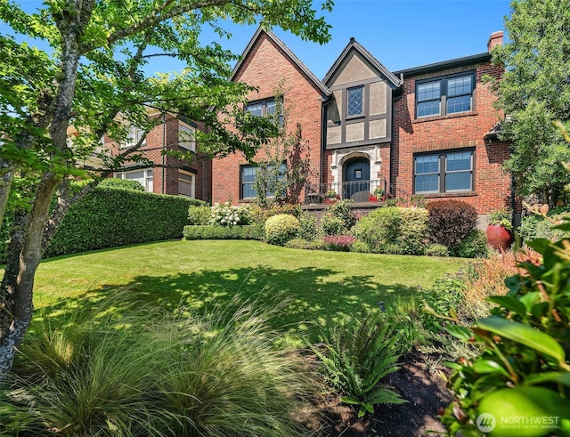324 W Kinnear Pl, Seattle, WA 98119 - photo 1