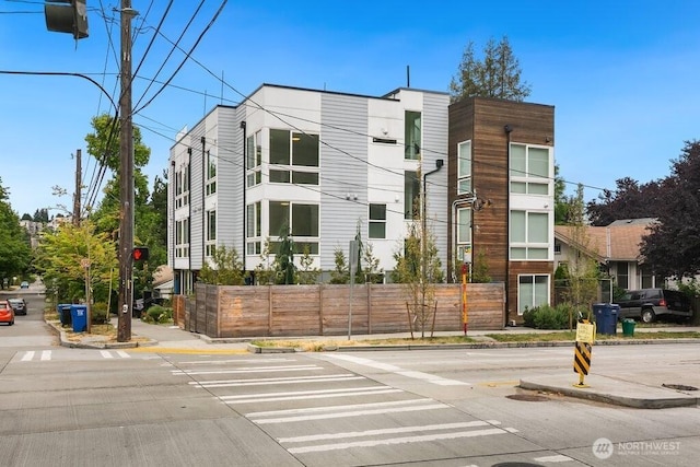 2400 SW Genesee St, Seattle, WA 98106 - photo 1