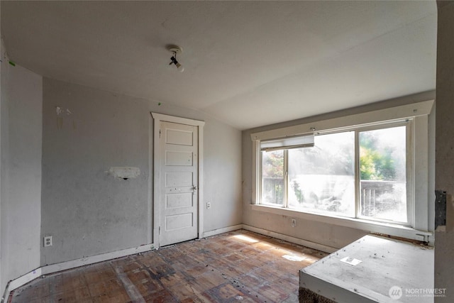 949 S Ridgewood Ave, Tacoma, WA 98405 - photo 10