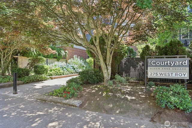 275 W Roy St Unit 114, Seattle, WA 98119 - photo 2