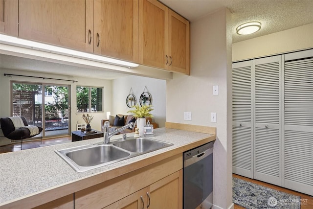 275 W Roy St Unit 114, Seattle, WA 98119 - photo 9