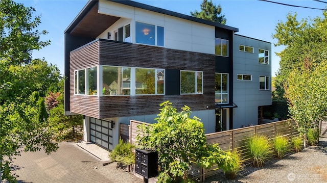 5151 S Frontenac St, Seattle, WA 98118 - photo 1