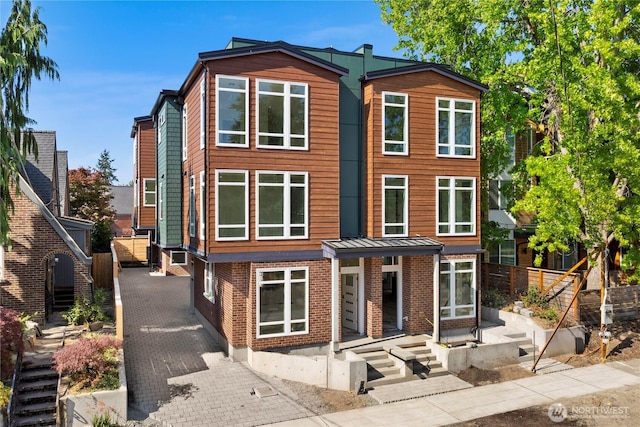 1704A N 47th St, Seattle, WA 98103 - photo 2
