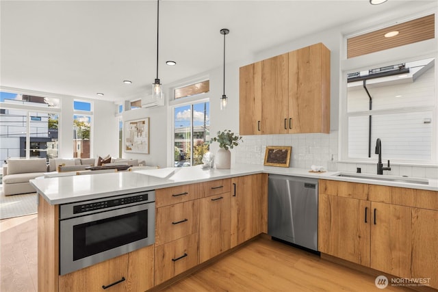 1704A N 47th St, Seattle, WA 98103 - photo 6
