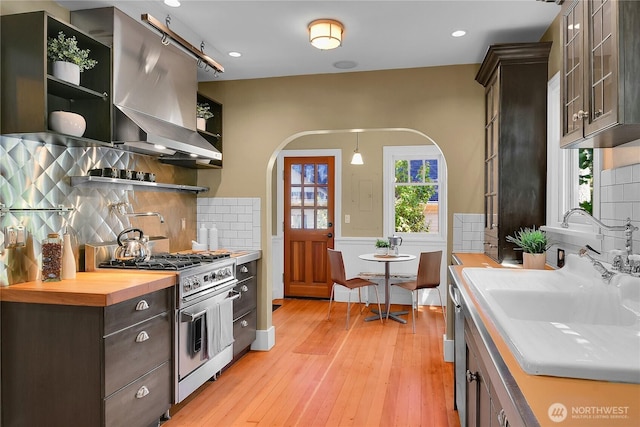 2 Fulton St, Seattle, WA 98109 - photo 10