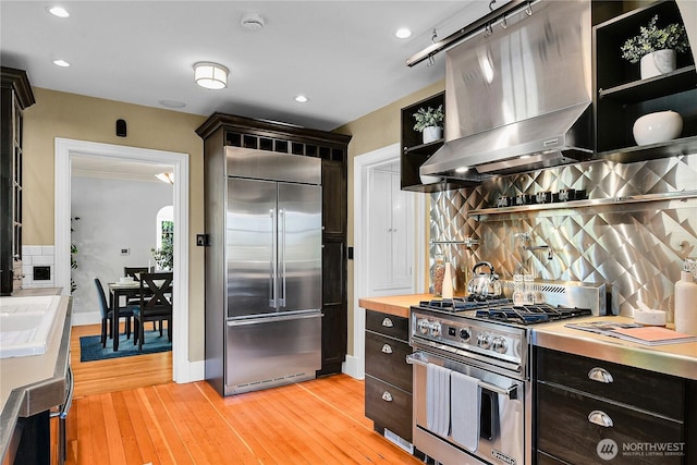 2 Fulton St, Seattle, WA 98109 - photo 11