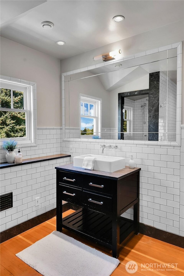 2 Fulton St, Seattle, WA 98109 - photo 26