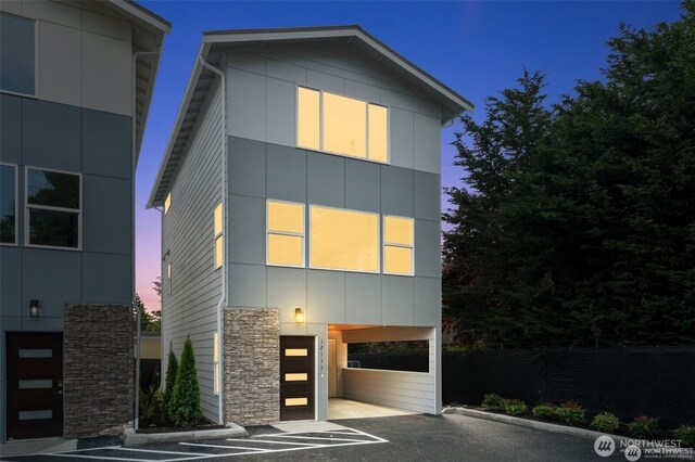 121111 E Gibson, Everett, WA 98204 - photo 1
