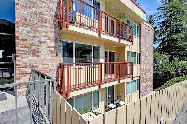 330 Elm St Unit 201, Everett, WA 98203 - photo 1