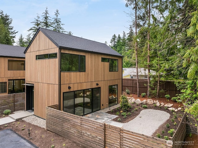620 Park Ave NE, Bainbridge Island, WA 98110 - photo 2