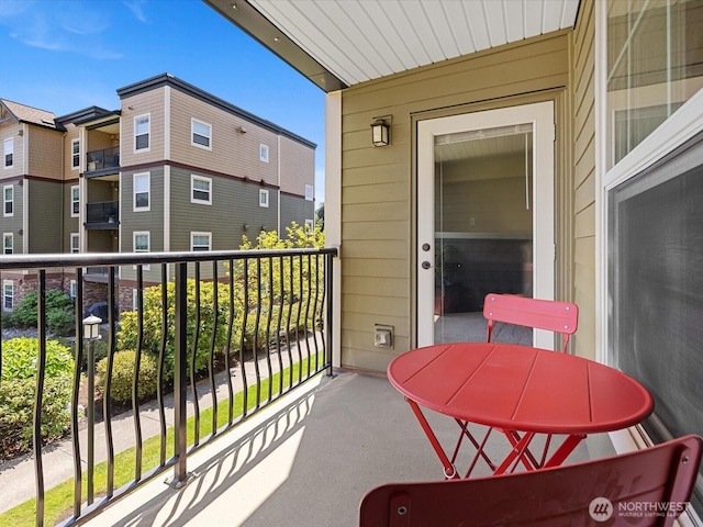690 32nd St Unit B205, Bellingham, WA 98225 - photo 2
