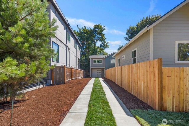 8228 Meridian Ave N, Seattle, WA 98103 - photo 26
