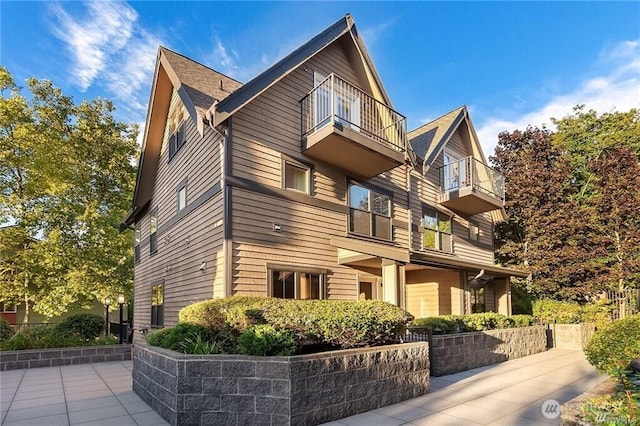 303 Bellevue Way SE, Bellevue, WA 98004 - photo 29