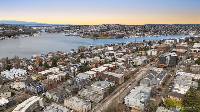 2017 Eastlake Ave E Unit 303, Seattle, WA 98102 - photo 38
