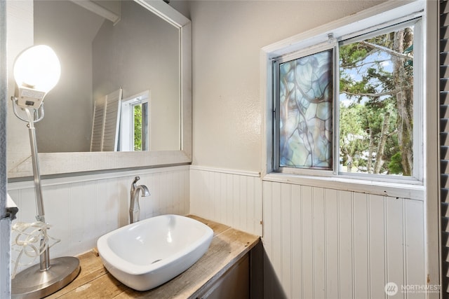 404 NE Saturn Ln, Bremerton, WA 98311 - photo 26