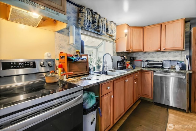 9610 E F St, Tacoma, WA 98445 - photo 24