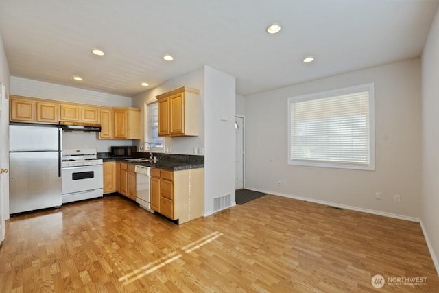 4026 Island Crest Way, Mercer Island, WA 98040 - photo 33