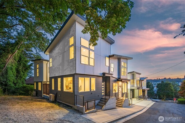 2807 S Grand St, Seattle, WA 98144 - photo 20