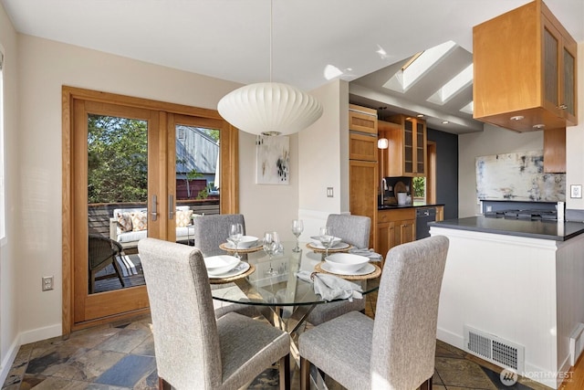 9740 Phinney Ave N, Seattle, WA 98103 - photo 7