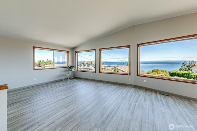 1421 W 5th St, Port Angeles, WA 98363 - photo 9