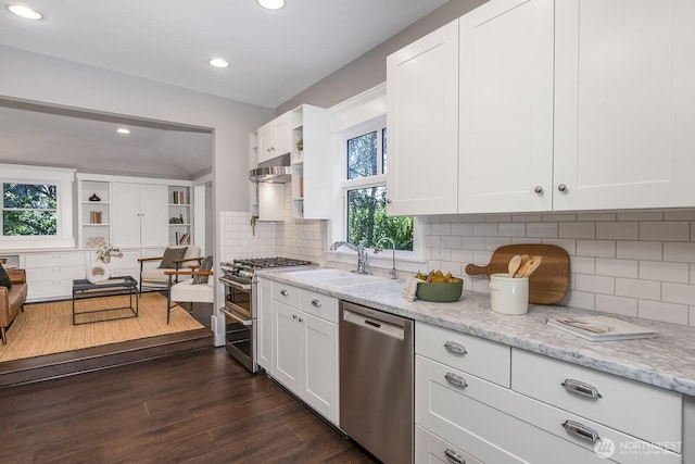 2404 2nd Ave N, Seattle, WA 98109 - photo 9