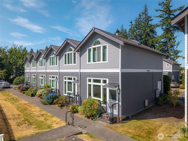 16424 Spruce Way Unit C6, Lynnwood, WA 98037 - photo 1