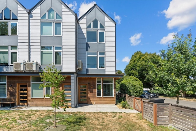 1058 S Cloverdale St Unit C, Seattle, WA 98108 - photo 3