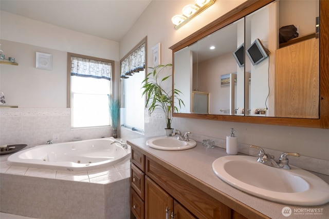 10821 Crestwood Dr S, Seattle, WA 98178 - photo 16
