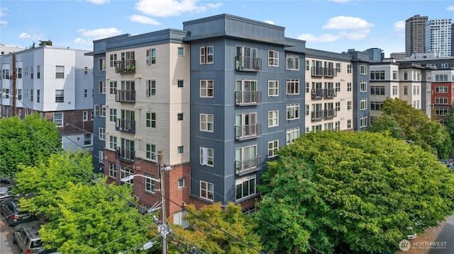 1620 Belmont Ave Unit 427, Seattle, WA 98122 - photo 1