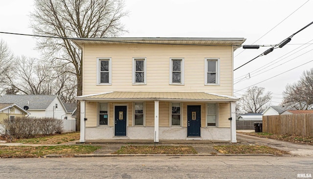 view of front of property featuring covered porch