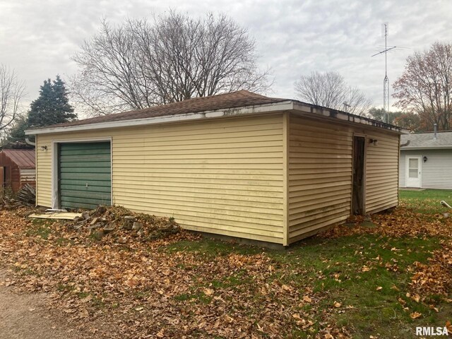 185 E Maple St, Roseville, IL 61473 - photo 6