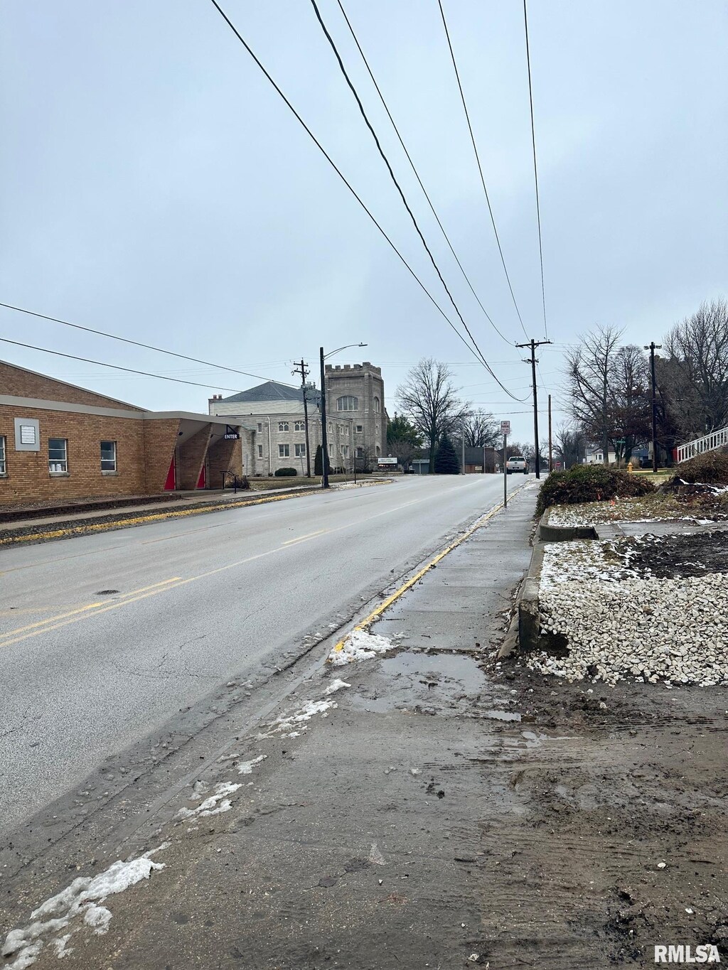 216 S Church St, Jacksonville, IL 62650 - photo 1