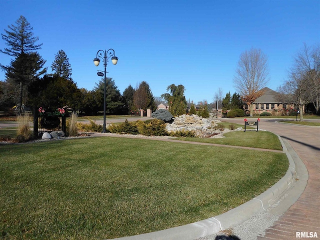 3100 Ironlake Cir, Springfield, IL 62711
