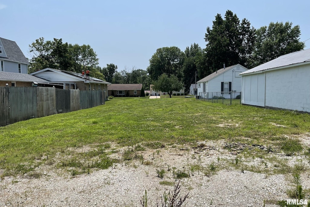 2945 Hampshire St, Quincy, IL 62301