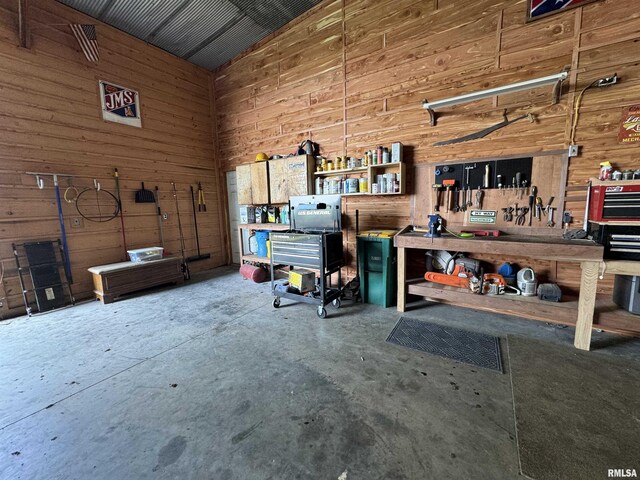 2235 US Highway 136, Table Grove, IL 61482