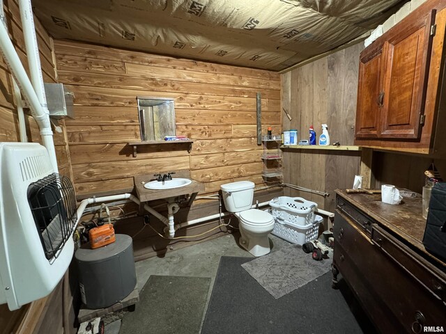 2235 US Highway 136, Table Grove, IL 61482
