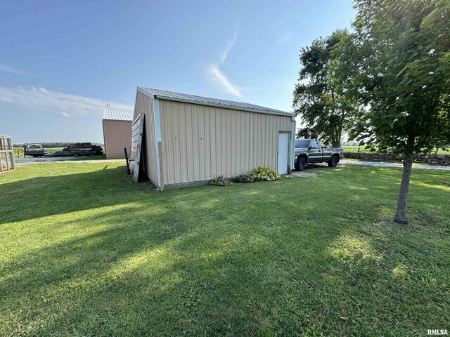 2235 US Highway 136, Table Grove, IL 61482