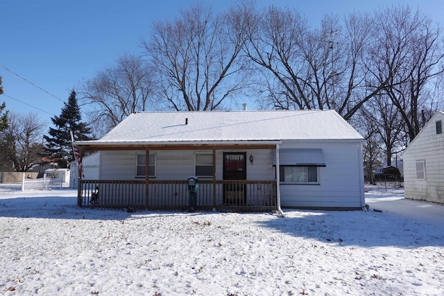 view of front of property