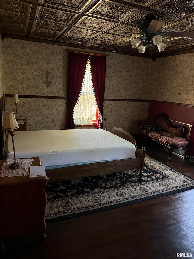 bedroom featuring hardwood / wood-style flooring