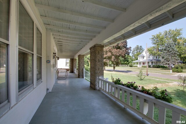 view of patio featuring covered porch