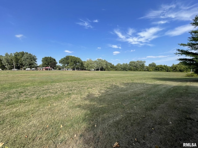 1915 Hollister Whitney Pkwy, Quincy, IL 62305 - photo 1