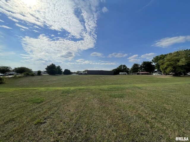 1915 Hollister Whitney Pkwy, Quincy, IL 62305 - photo 6