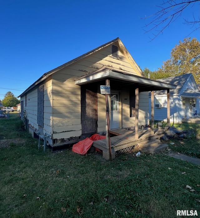 1118 6th St, Lincoln, IL 62656