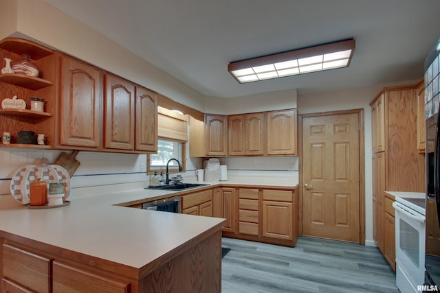 kitchen featuring light wood-type flooring, sink, kitchen peninsula, electric stove, and dishwasher