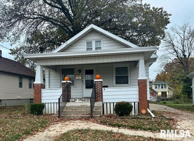 bungalow-style house featuring a porch