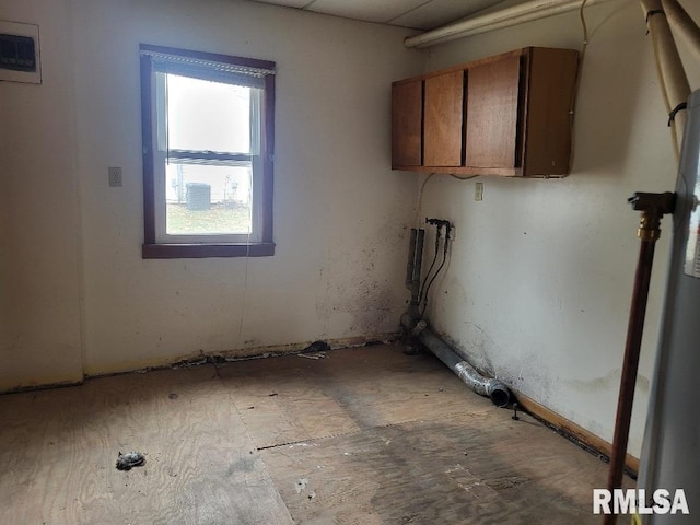 laundry room with cabinets