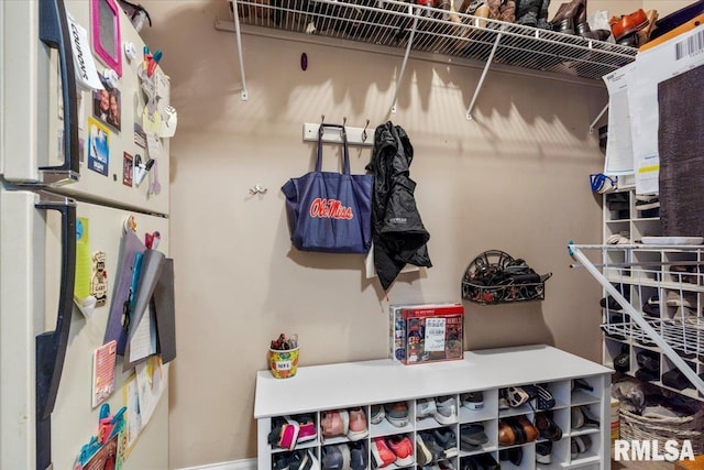 13599 Woodland Dr, Athens, IL 62613 - view of walk in closet