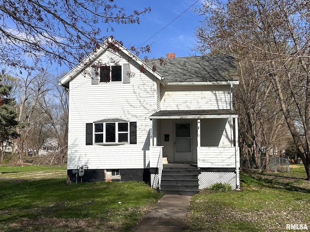 508 S Main St, Abingdon, IL 61410 - traditional-style house featuring a front lawn and covered porch