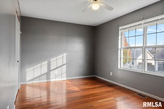 unfurnished room featuring wood-type flooring and ceiling fan