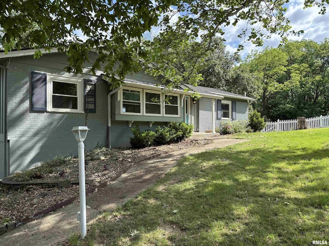 304 Country Ln, Quincy, IL 62305 - photo 2